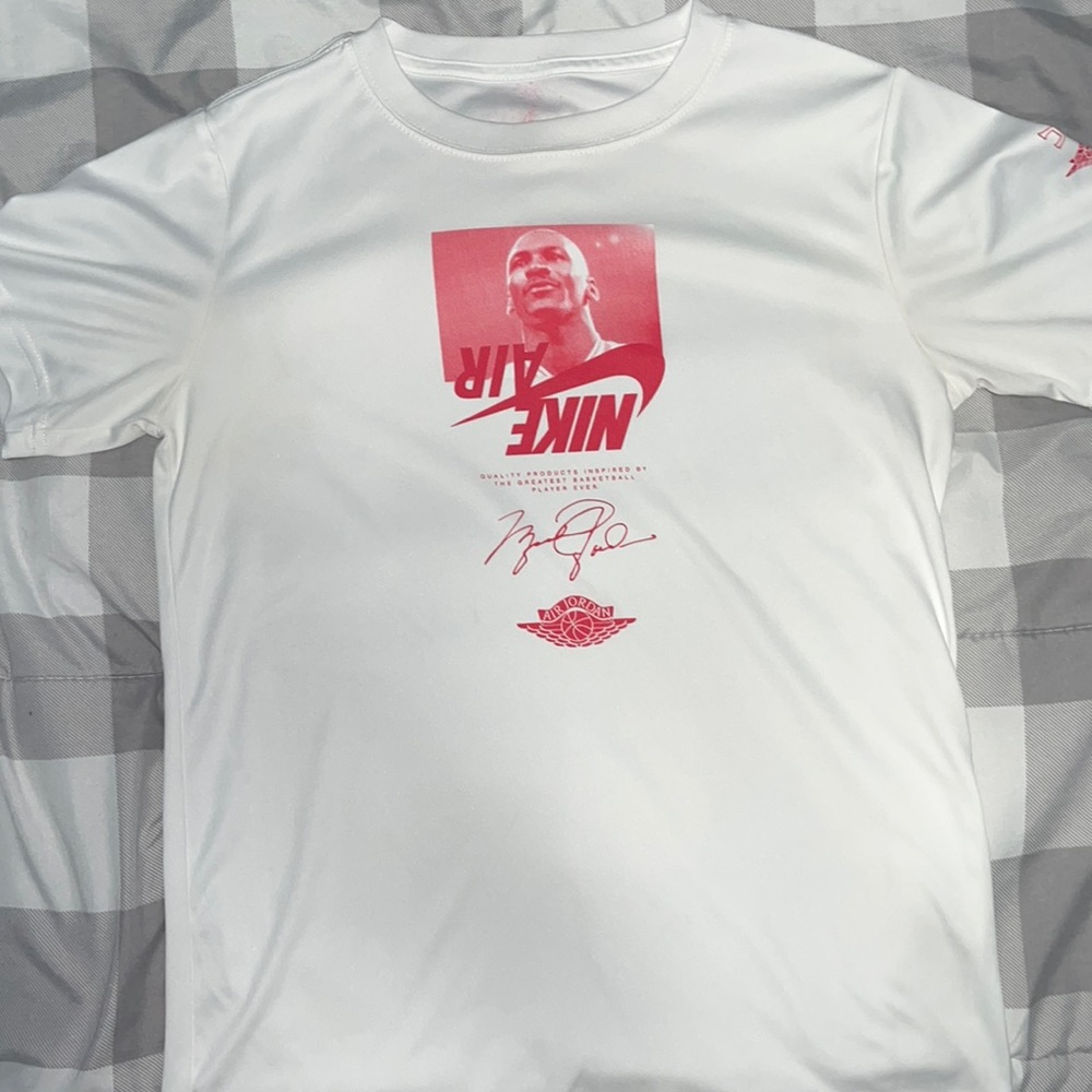 COPY - Jordan Nike shirt Kids medium